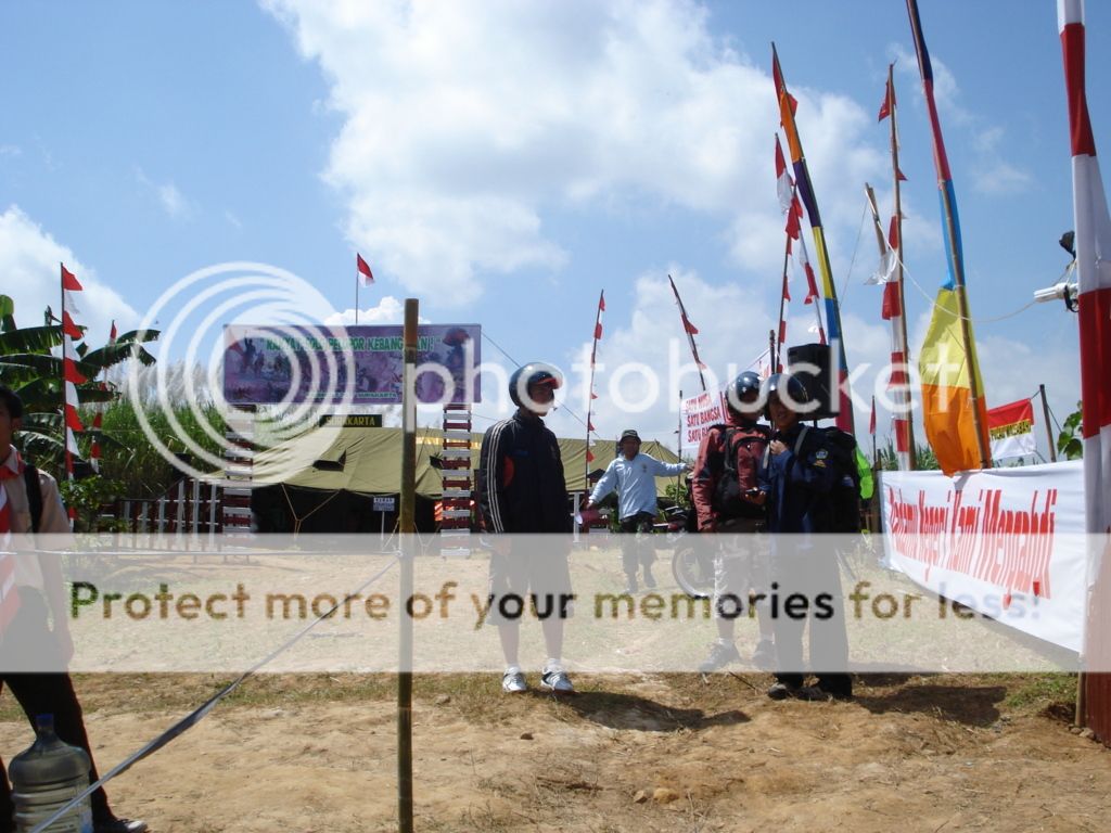  photo DSC01038FILEminimizer.jpg