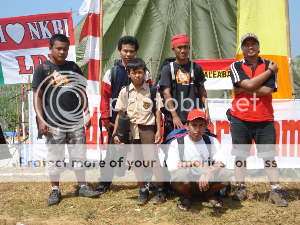  photo DSC01205FILEminimizer.jpg