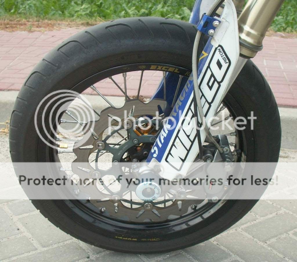 http://i548.photobucket.com/albums/ii345/klosswr450/brake.jpg