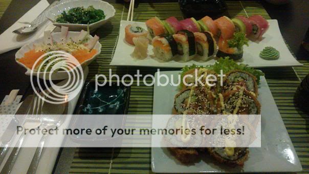 http://i548.photobucket.com/albums/ii355/tedman_pb/Nokia%20Lumia%20800%20review/WP_000023.jpg http://i548.photobucket.com/albums/ii355/tedman_pb/Nokia%20Lumia%20800%20review/WP_000023.jpg